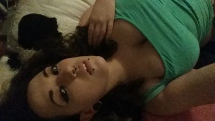 corrinacurvyna OnlyFans picture