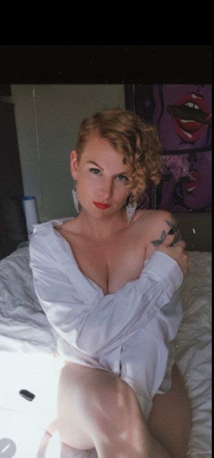 strwberriebbxxx OnlyFans picture