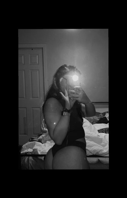 icedlattewh0re OnlyFans picture
