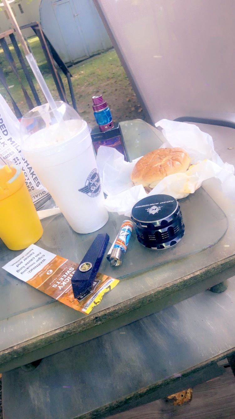 stonerbabe98 OnlyFans profile picture