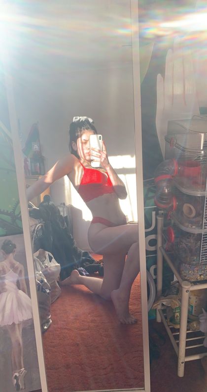 emsyfknb666 OnlyFans picture