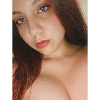 dxnnaecast OnlyFans picture