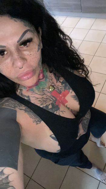 Simo ladyboss