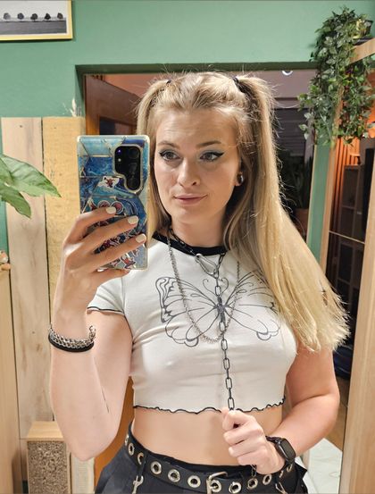 larziana OnlyFans picture