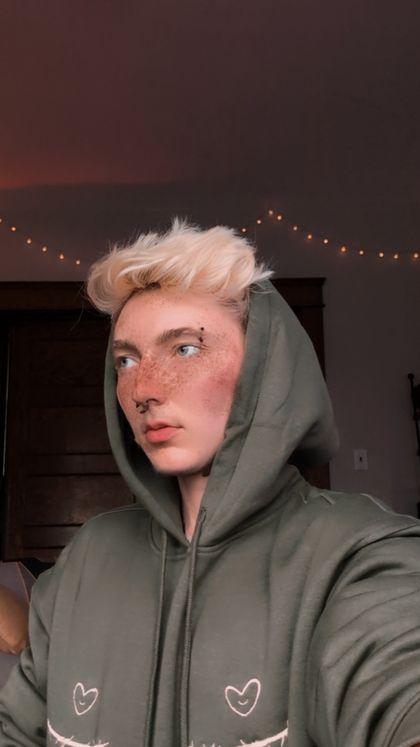 sharkii OnlyFans picture