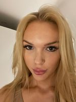 tslunaa OnlyFans - Free Trial - Photos - Socials | FansMetrics.com