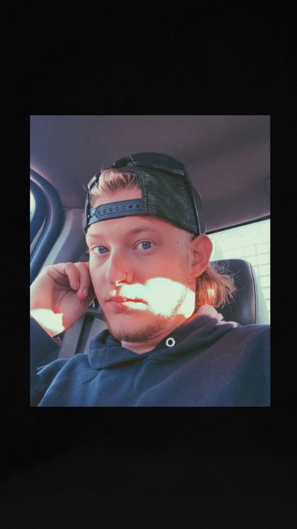 hemingwayzach OnlyFans picture