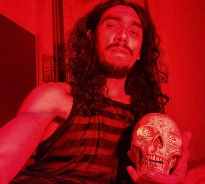 questafterdark OnlyFans picture