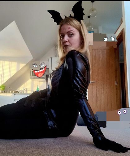 neighbournicole OnlyFans picture