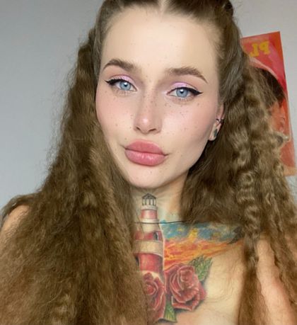 moonchild_777 OnlyFans - Free Trial - Photos - Socials | FansMetrics.com