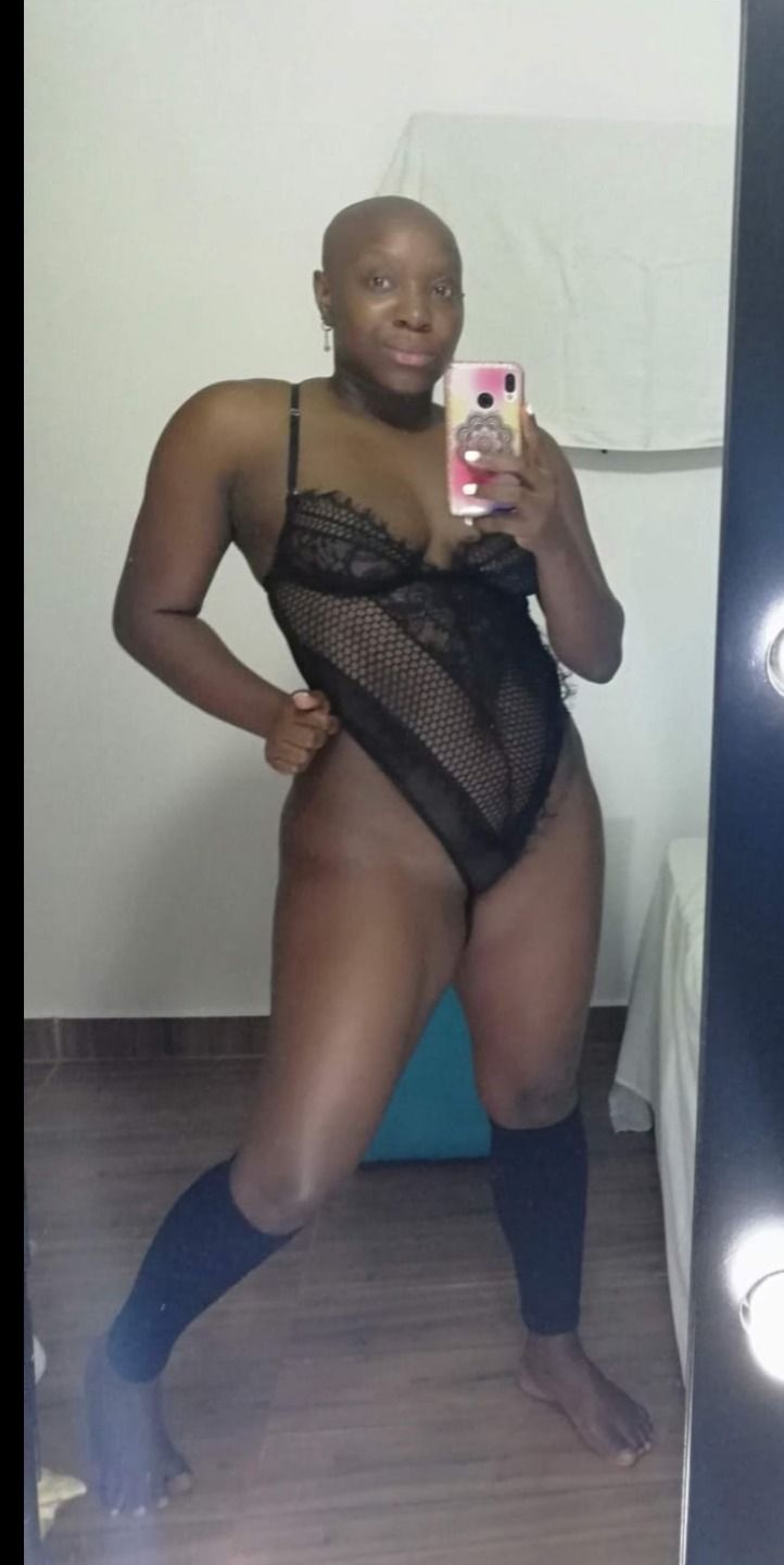 aziza03 OnlyFans profile picture