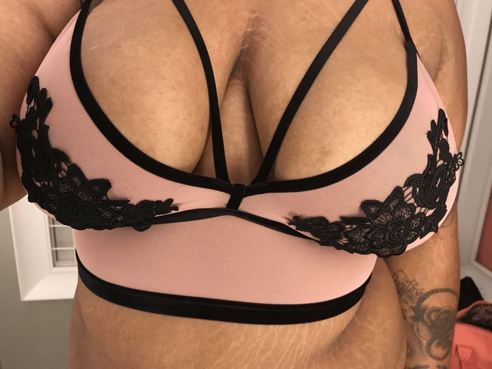 never_l0vely OnlyFans profile picture