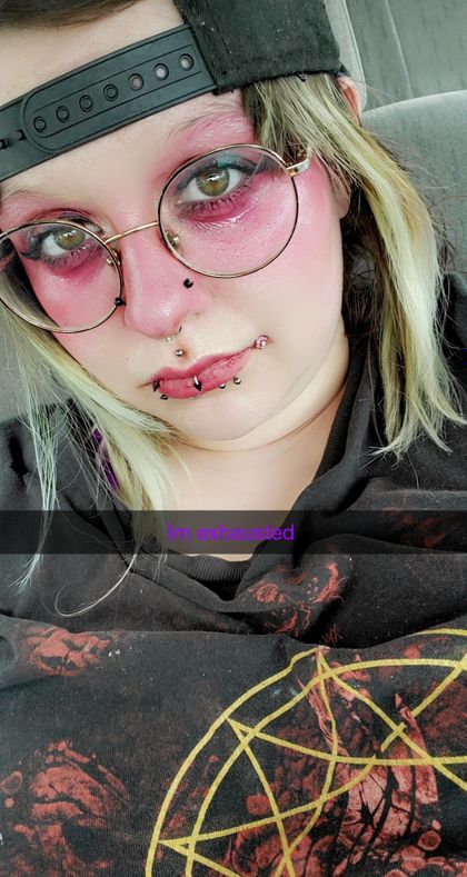 violentvixxenviolet OnlyFans picture