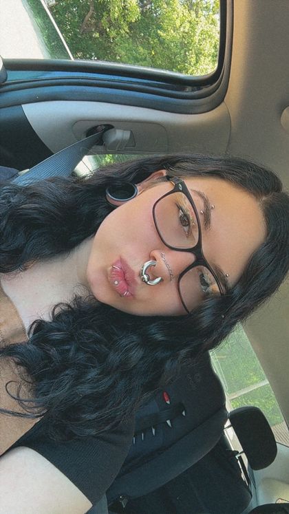 stephaniesltshne OnlyFans picture