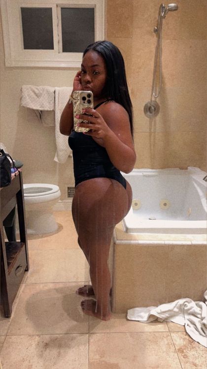 dollie OnlyFans picture