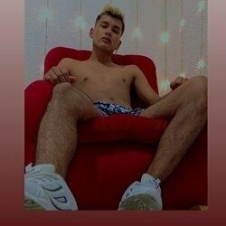 thiagovalenci18 OnlyFans picture
