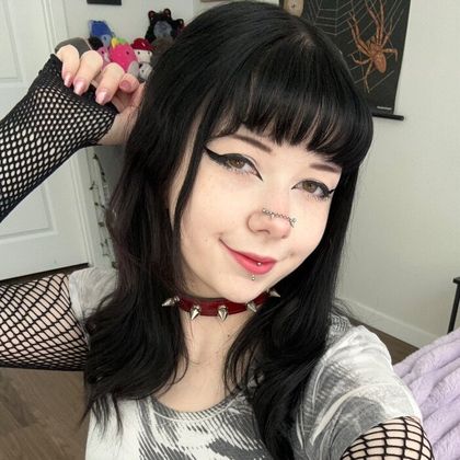 flowerbrat OnlyFans picture