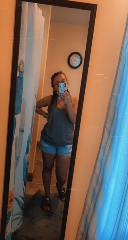 momajade OnlyFans picture