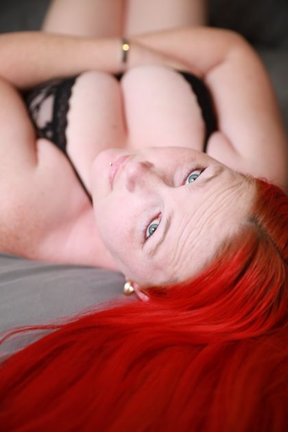 hotmommanextdoor OnlyFans picture