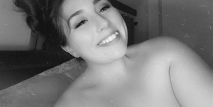 honeyyxx3 OnlyFans picture