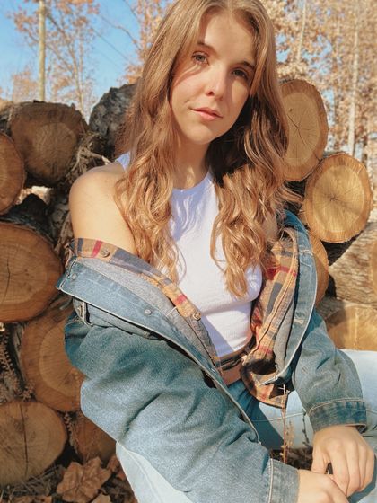 Best Hot Maggie May Nudist OnlyFans Accounts | FansMetrics.com