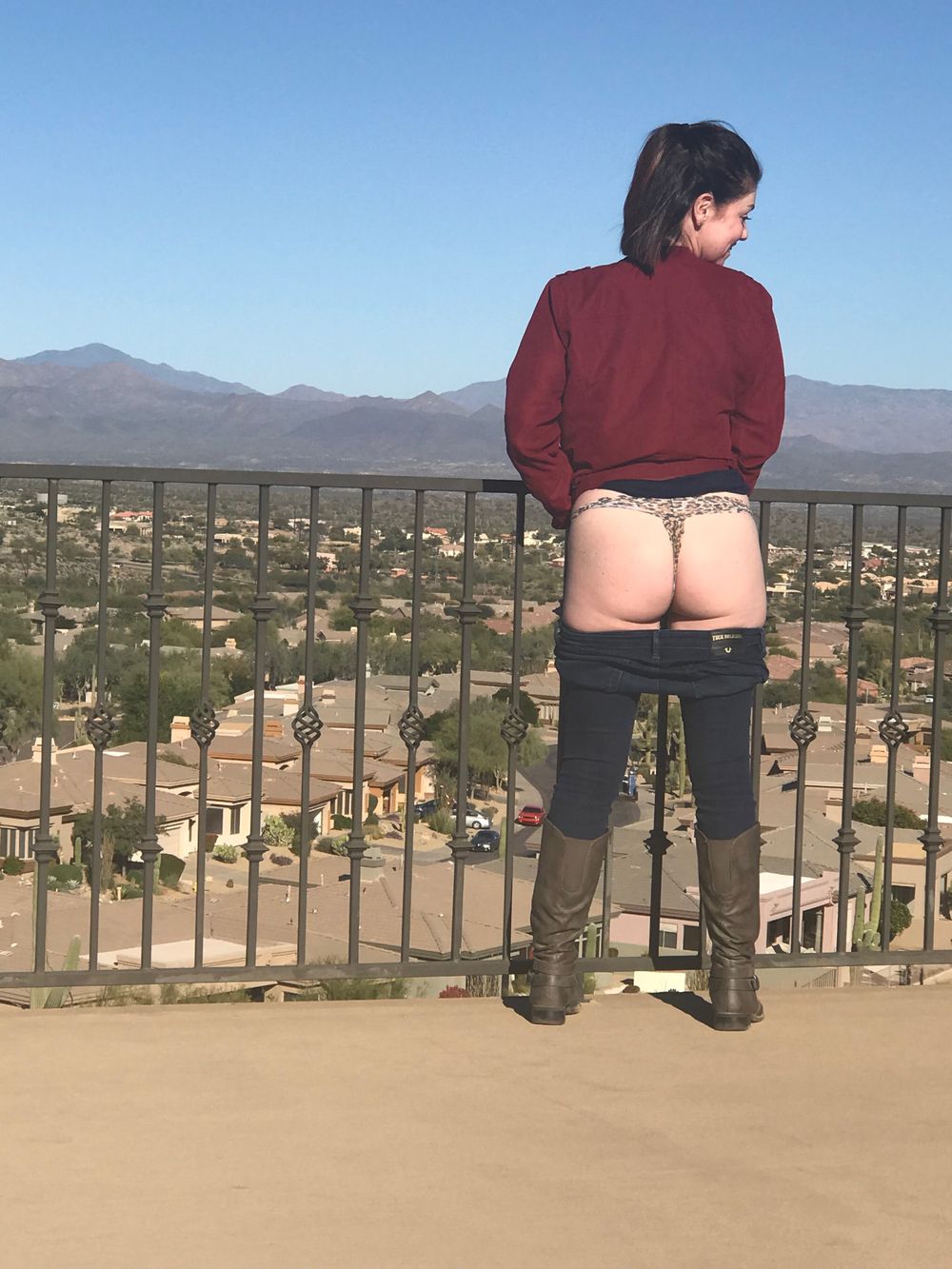 wholesomemomnextdoor OnlyFans profile picture