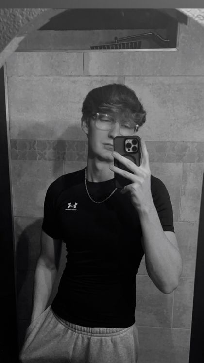 cmaverick OnlyFans picture