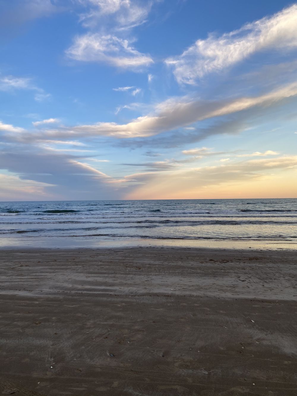 briella.larsen OnlyFans - Free Trial - Photos - Socials | FansMetrics.com