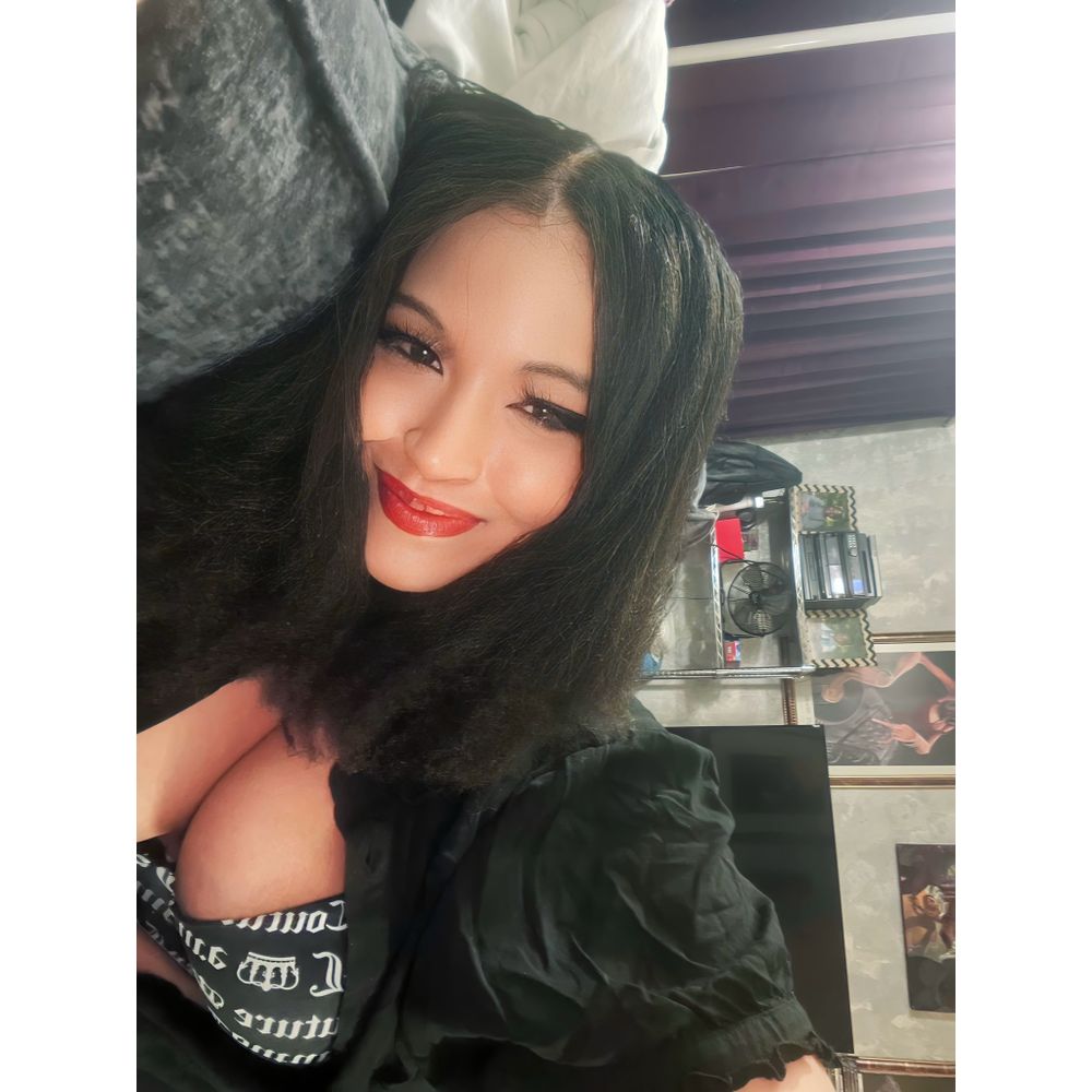 madisonmeixiu OnlyFans profile picture