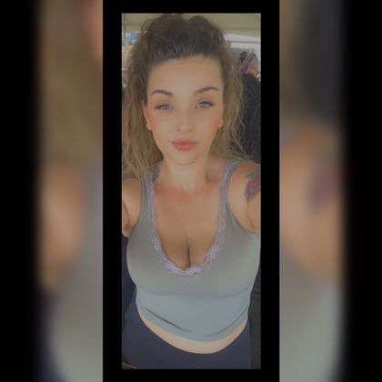 ladyyykay OnlyFans picture