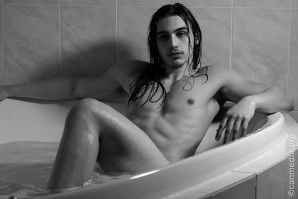 19274luke OnlyFans picture
