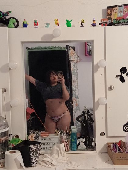 bl00m OnlyFans picture