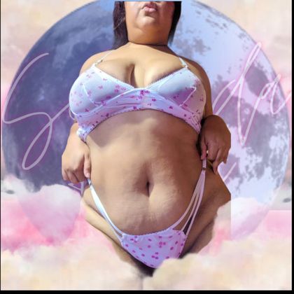 daromaselena OnlyFans picture