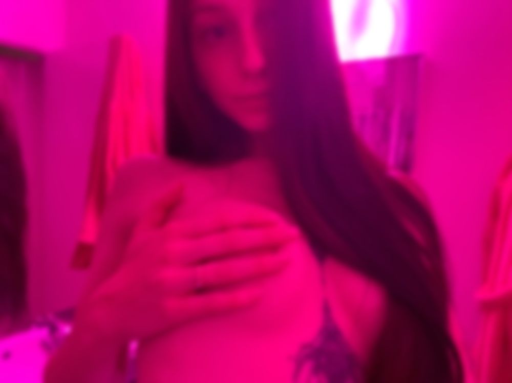 sarah_lereign OnlyFans profile picture