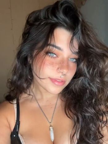 j0ivy OnlyFans - Free Trial - Photos - Socials FansMetrics