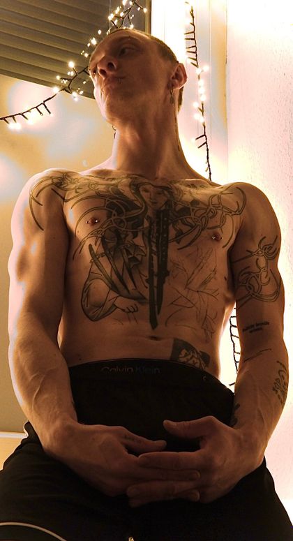 kinkymakrone OnlyFans picture