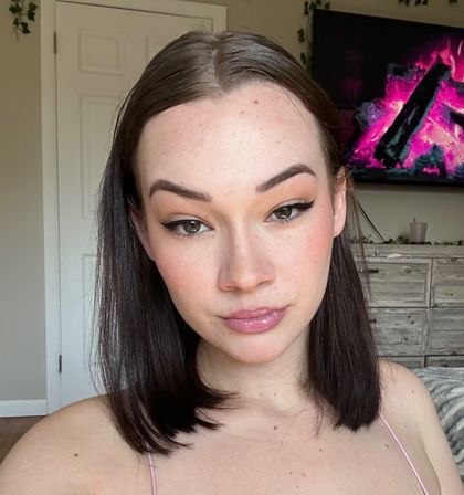 Best Hot Camis OnlyFans Accounts | FansMetrics.com