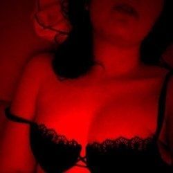 Best Darlingxoxo OnlyFans Accounts | FansMetrics.com