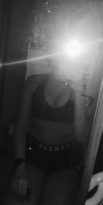 vanessa2222 OnlyFans picture