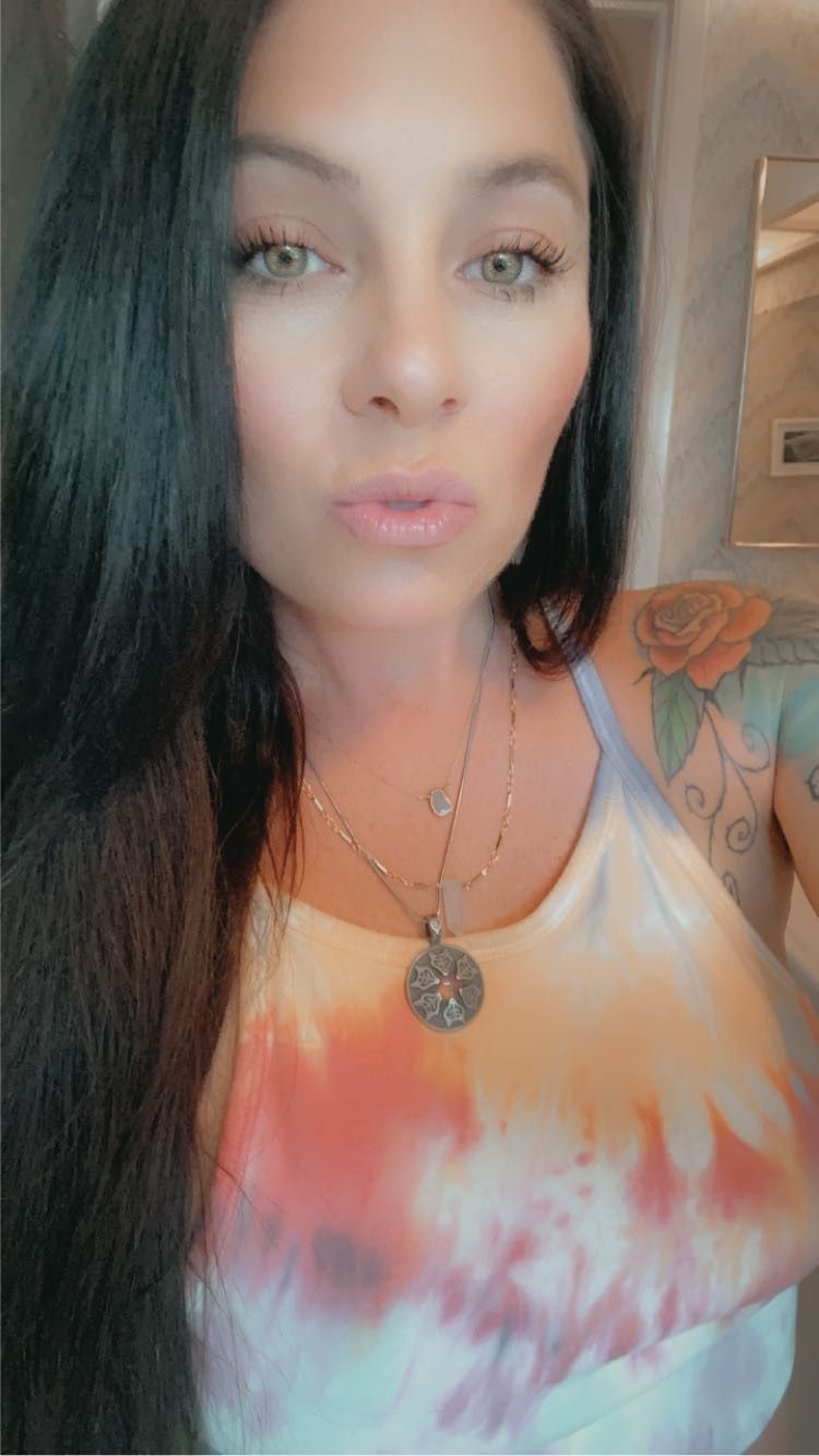 realnicolecaruso OnlyFans profile picture