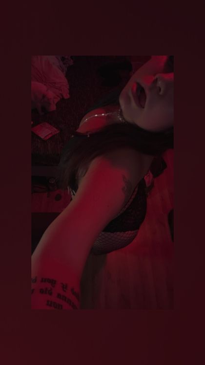 uniquerose841 OnlyFans picture