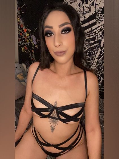 foreignrose415 OnlyFans picture