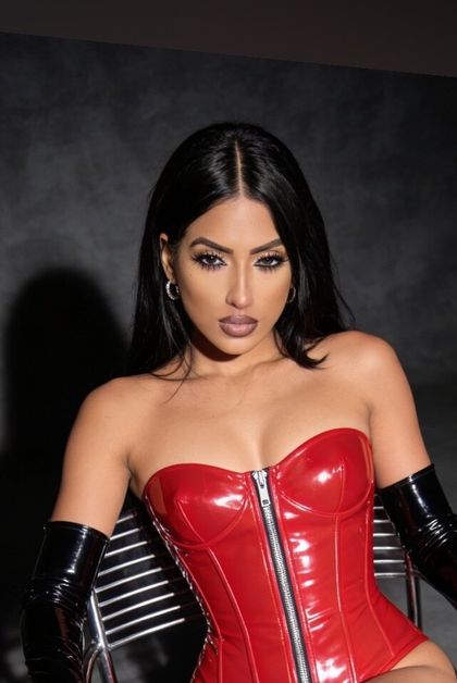badgyalshaw OnlyFans picture