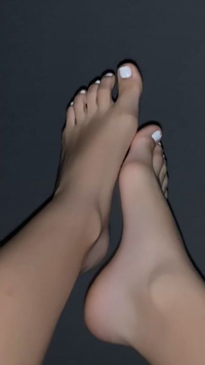 nicefeettou OnlyFans picture