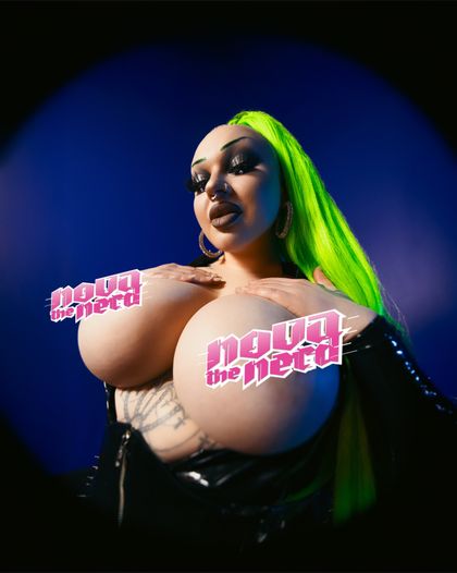 novathenerd OnlyFans picture