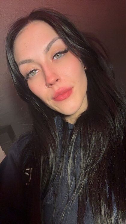 somerandomgurl2 OnlyFans picture