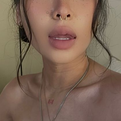 shyonline OnlyFans picture