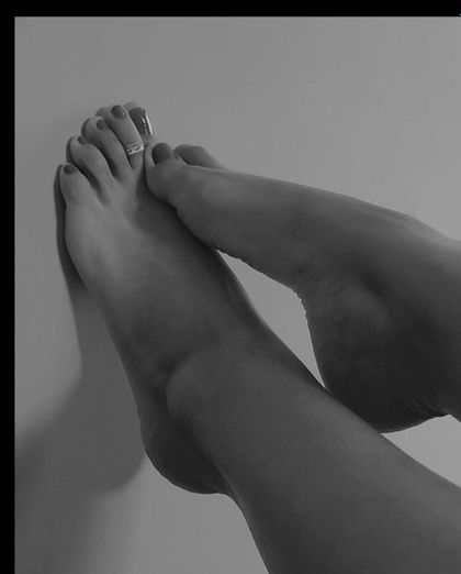 lizlezcon OnlyFans picture