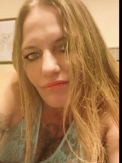 lyssaluv7337 OnlyFans picture