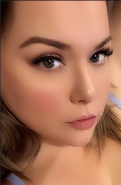 bellalovelee OnlyFans picture